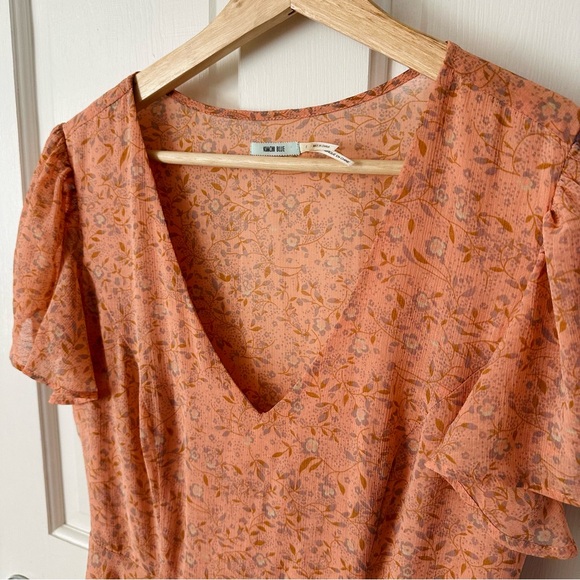 Kimchi Blue Flutter Sleeve Chiffon Peach Floral Fit & Flare Mini Dress Size 6 - Picture 5 of 13